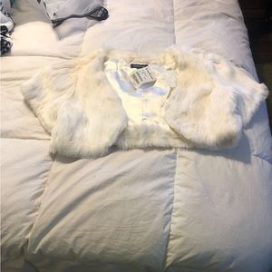 Brand New Bebe White Fur Shrug Sz L